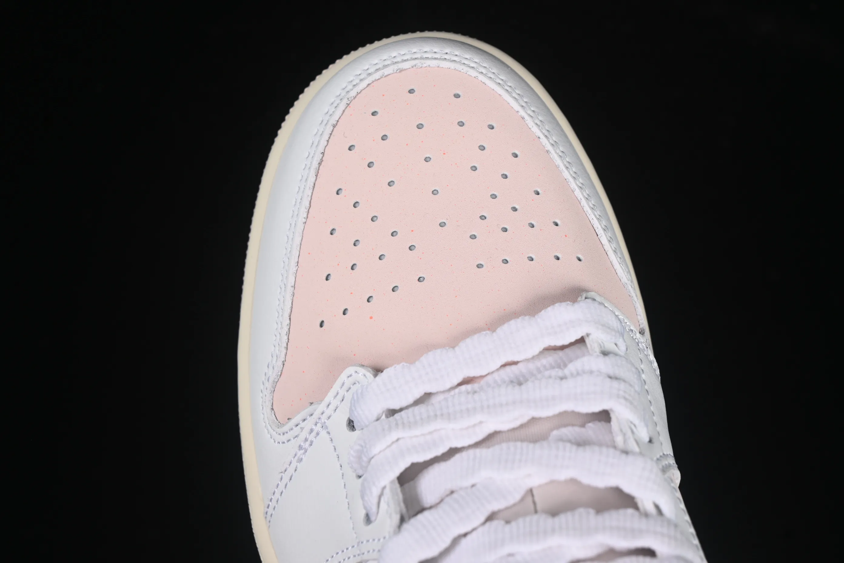All categories Air Jordan Jordan series basketball shoes Air Jordan 1 Low Air Jordan 1 Low AJ1 Joe 1 white and pink low-top cultural and leisure sports sneakers IB8156-133